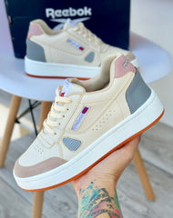 Tenis Rebook Clasicos Beige Dama